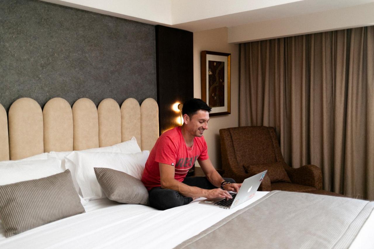 Hotel He Wang Santiago de Chile Bagian luar foto